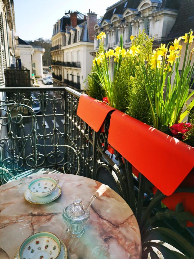 Belle Reine - 3 Appartements En Coeur De Centre-Ville Εξ Λε Μπαν Εξωτερικό φωτογραφία